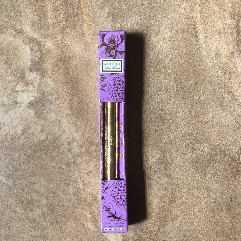 Winky Lux universal eyebrow pencil